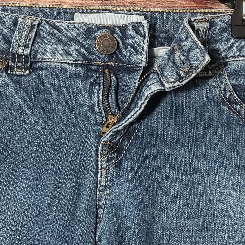 Maurices Womens Size 7/8 Jacie Flare Low. Rise Denim Blue Jeans - Picture 5 of 10